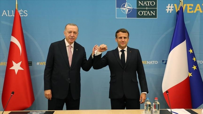 Erdoğan ve Macron'un görüşmelerinde savunma sanayii işbirlikleri de sıklıkla gündeme geliyor.